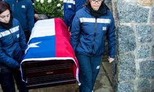 Neruda entierro-La Nación