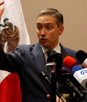 Champagne Francois-Phillipe-Canada DW Reuters