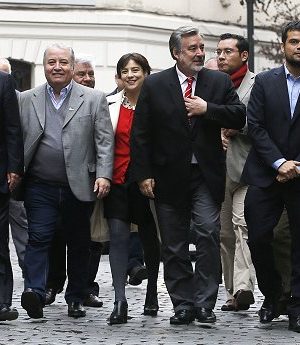 Guillier y partidos-cooperativa