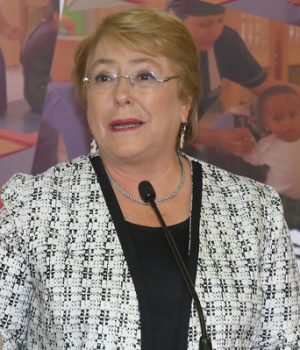 Bachelet-emol