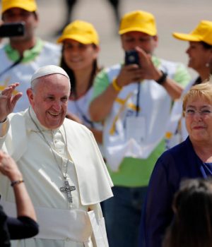 Papa Bachelet uno tercera