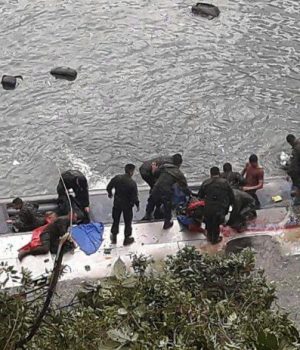 Bus ejercito Cochamo-aton nacion