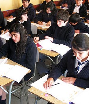 Estudiantes basica-emol