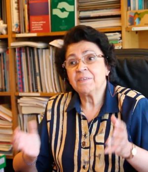 María Victoria Peralta-Premio Nacional Educación-tercera