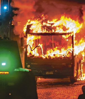 Bus quemado-aton tercera