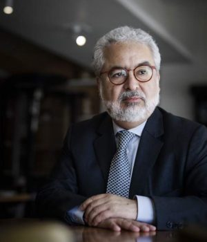 LUIS-HERMOSILLA14372-900x600