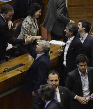 Ward-Zaldivar-emol uno