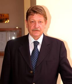 carlos kunsemuller