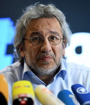 Turquía Can Dündar Emol EFE