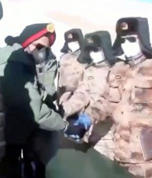 India-China-emol reuters