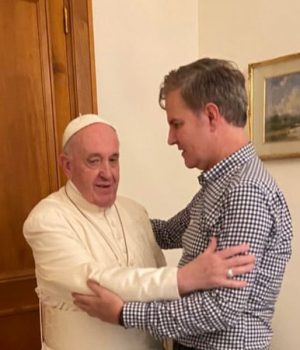 Papa Cruz Juan Carlos-tercera