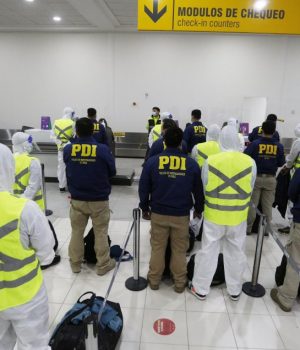 Inmigrantes expulsion-cooperativa aton