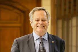 Kuschel Carlos-diariopuertovaras