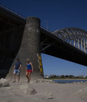 Rio Waal paises bajos-tercera ap