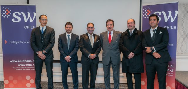 Tzu-Hsin Shen (Eluchans Abg.), Andrés Correa (Eluchans Abg.), Rodrigo Benítez (BTLA), Edmundo Eluchans (Eluchans Abg.), Ricardo Ihnen (Eluchans Abg.) y Mauricio Benítez (BTLA)