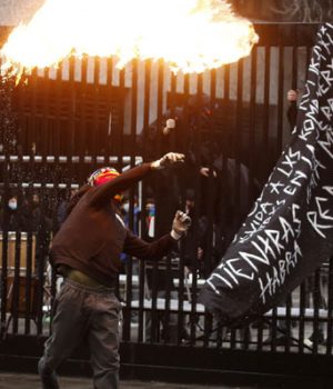 Violencia estudiantil-emol aton