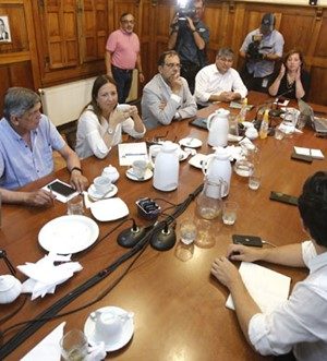 Oficialismo partidos-emol