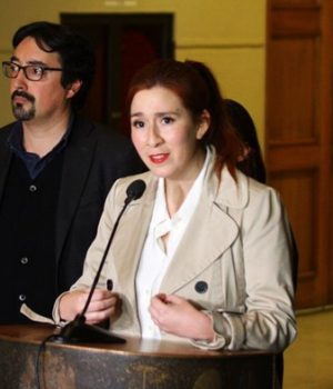 Latorre. Pérez Revolucion democrática-latercera