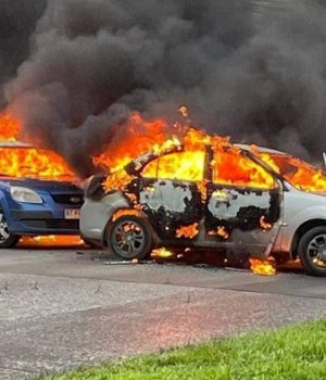 Autos incendio asalto-tercera