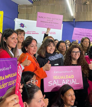 Mujeres A Favor-emol