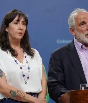 Carlos Montes-tercera