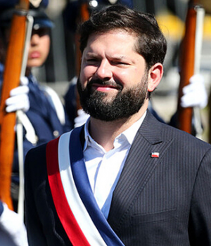 Boric te deum evangelico emol