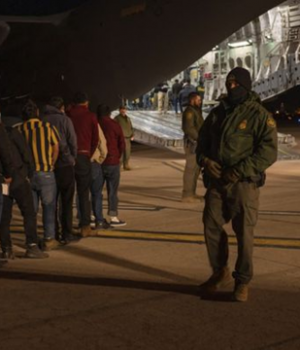 EEUU Deportaciones brasileños-emol