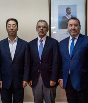 China Chile embajador y cordero