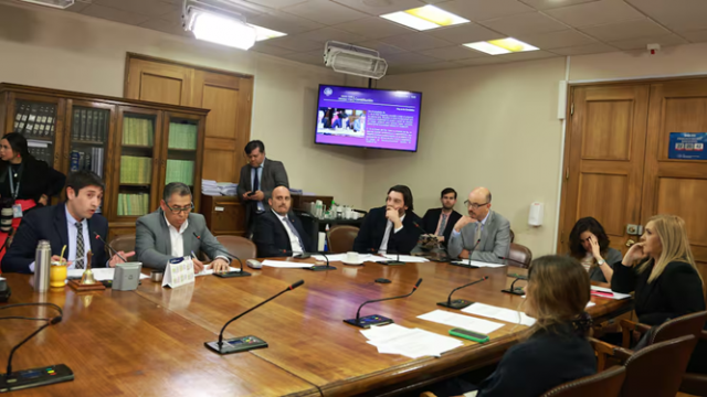 Comisión de Constitucion Camara-tercera