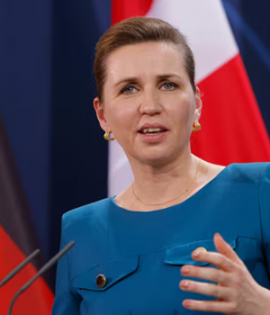 Dinamarca Mette Frederiksen-tercera