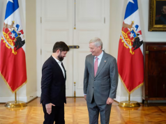 Relatos en pugna: «Gbno. de emergencia» de Kast vs «Estabilidad» de Boric