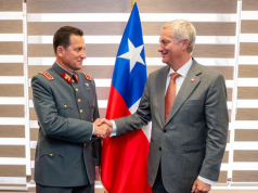 Altos mandos de FF.AA. y policías se reúnen con Presidente electo