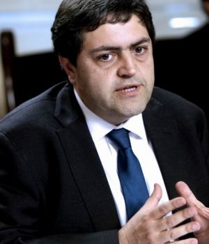 Michel-Jorratt_mostrador