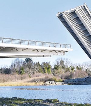 Puente Cau Cau-tercera