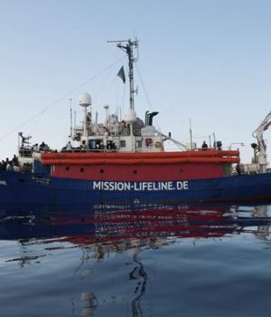 Inmigrantes barco Lifetime-dw dpa