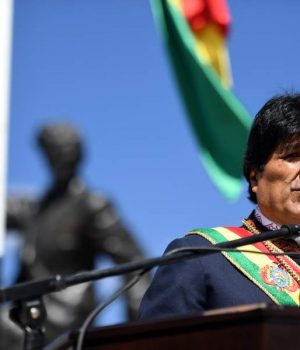 evo morales celebra