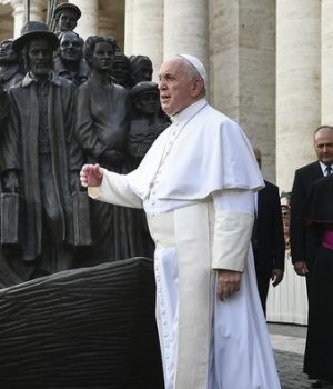 Papa Emigrantes-dw ap