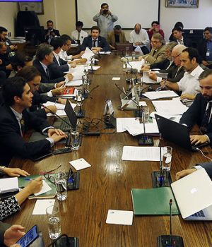 Comisión Hacienda-emol aton