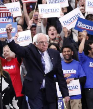 Bernie-Sanders-Jane-tercera ap