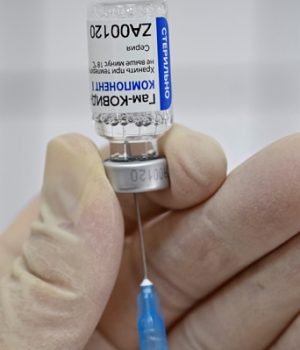 Vacuna sputnik-emil reuters