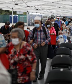 Vacunacion La Florida-la tercera