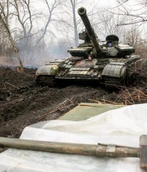 Rusia tanque soldados-dw afp