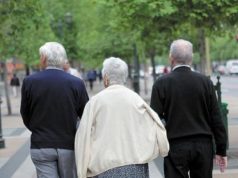 Denuncias por suspensión errónea de la PGU afectan a miles de adultos mayores