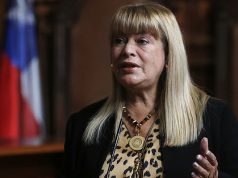 Corte acoge a trámite querella de capítulos contra exsuprema Ángela Vivanco