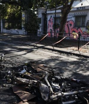 Barricada Liceo-mostrador uno