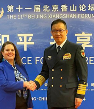 Maya Fernandez China-emol