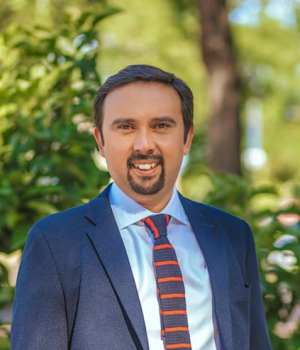 Oscar Crisostomo Gobernador Ñuble tercera