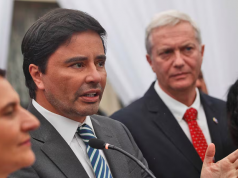 Carter (Rep) y Carmona (PC) se acusan mutuamente de «campaña del terror»