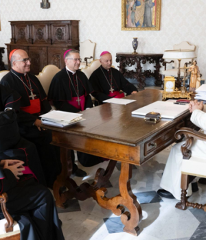 Leon XIV con Obispos chilenos-CECH